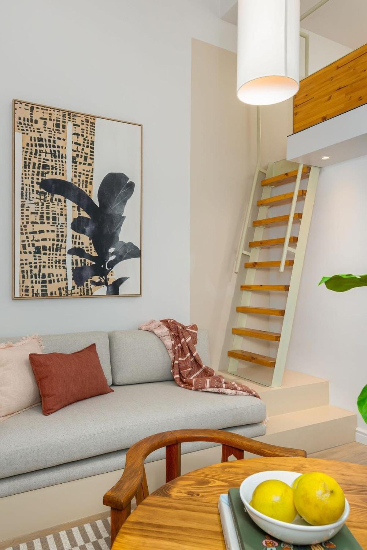 Modern & Centrally Located Loft Apartment! Cape Town
